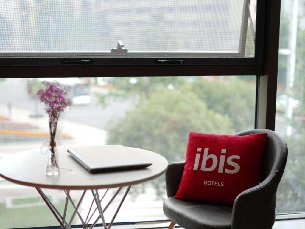 Hotel Ibis Chengdu Chunxi Road Shudu Mansion Esterno foto