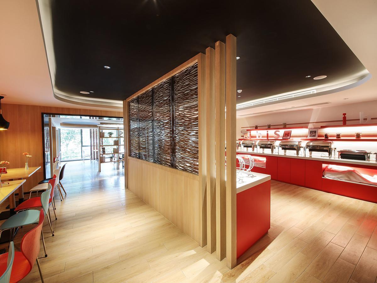 Hotel Ibis Chengdu Chunxi Road Shudu Mansion Esterno foto